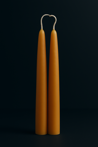 Ra Lumière beeswax dinner candle product photo
